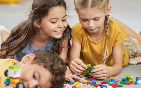 Why choose building blocks toys for children？